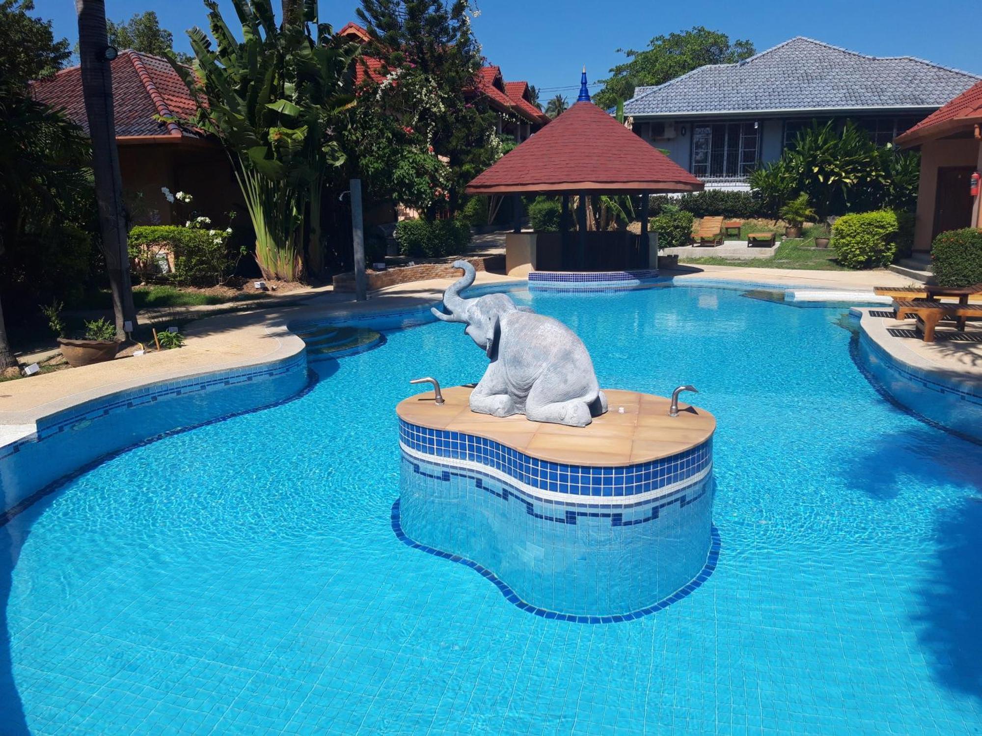 The Pace Phuket Boutique Resort Rawai Eksteriør bilde
