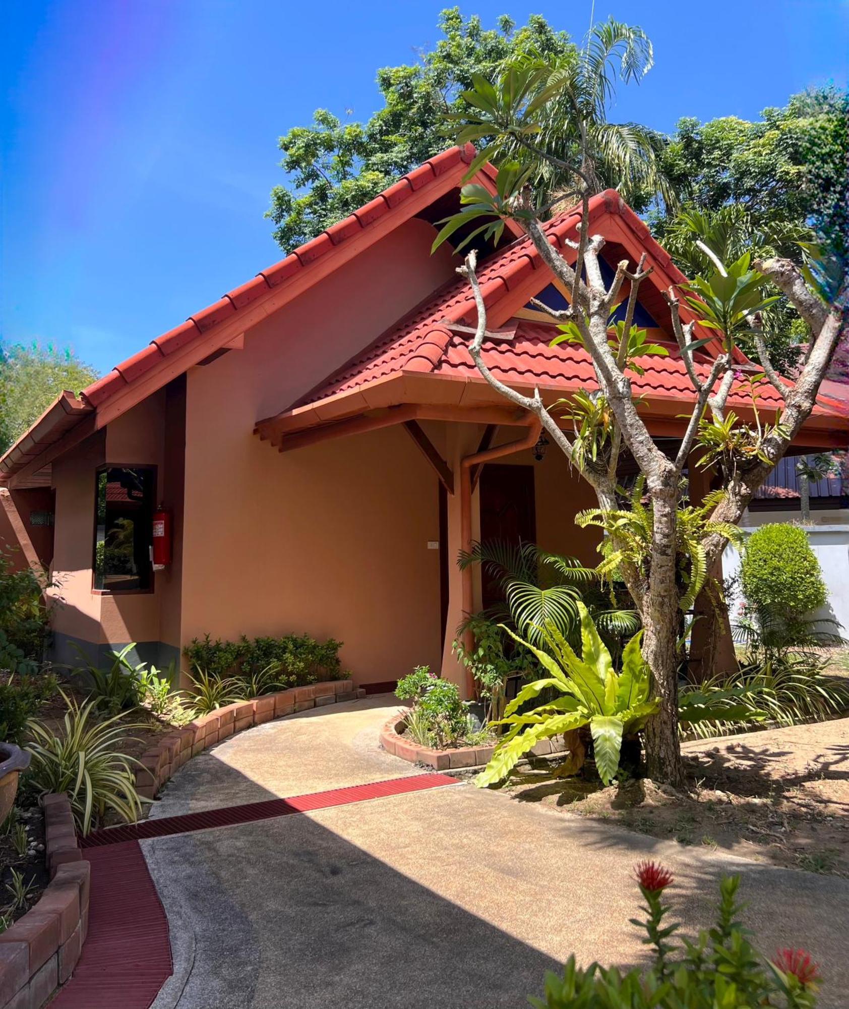 The Pace Phuket Boutique Resort Rawai Eksteriør bilde